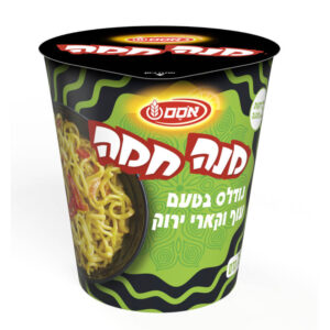 מנה חמה נודלס עוף וקארי ירוק